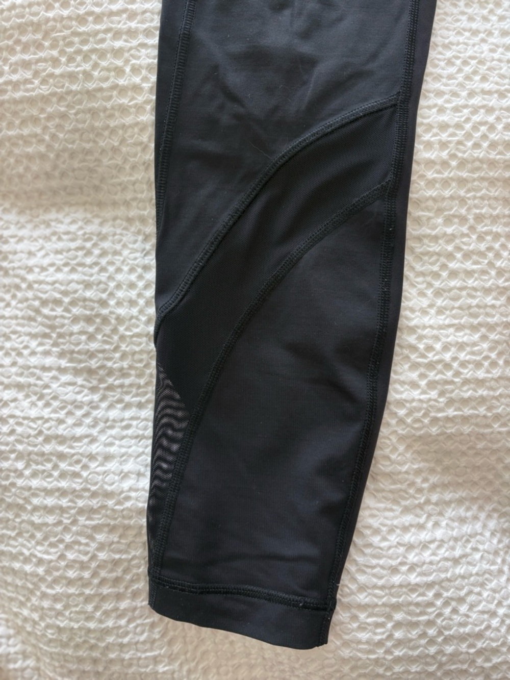Lululemon Inspire Tight II Mesh Leggings Black Size 6 Luxtreme Zip Pocket - Picture 5 of 16